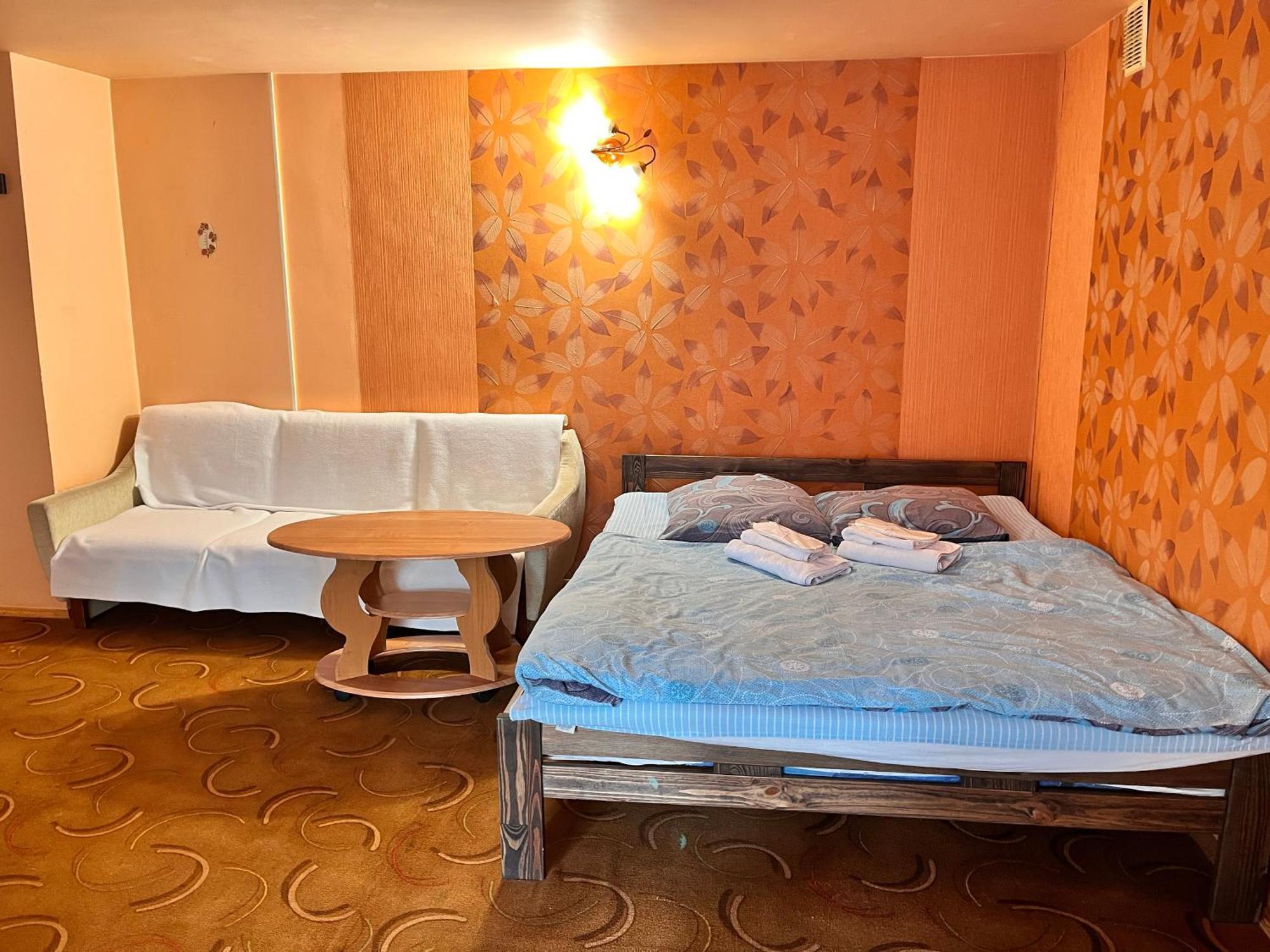 Mala Praha Hotel อุชโฮรอด ภายนอก รูปภาพ